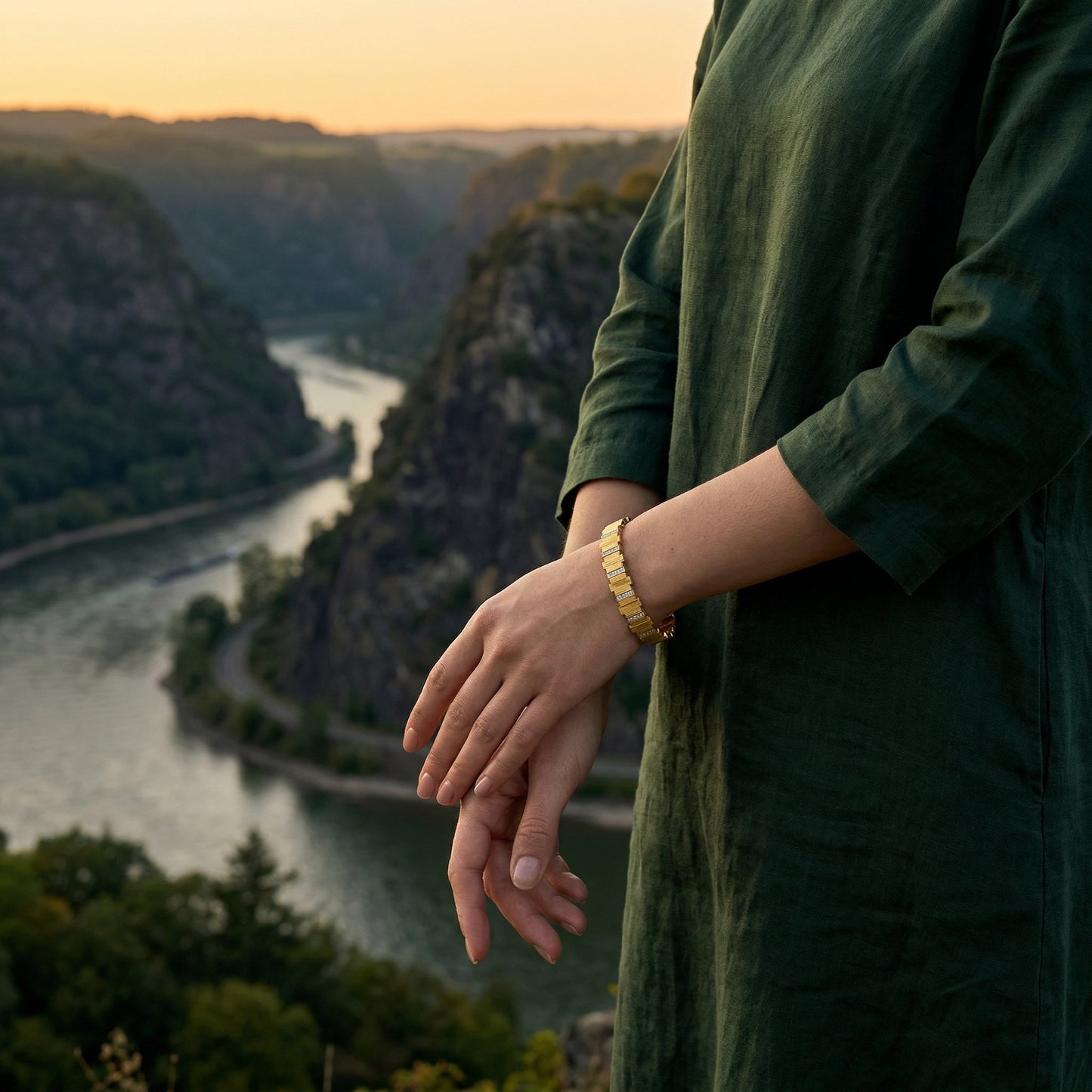The Cliff Bracelet