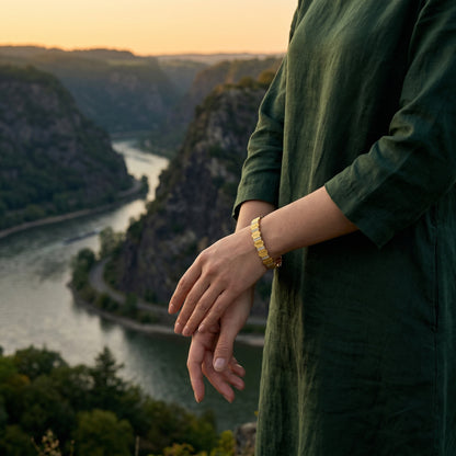 The Cliff Bracelet