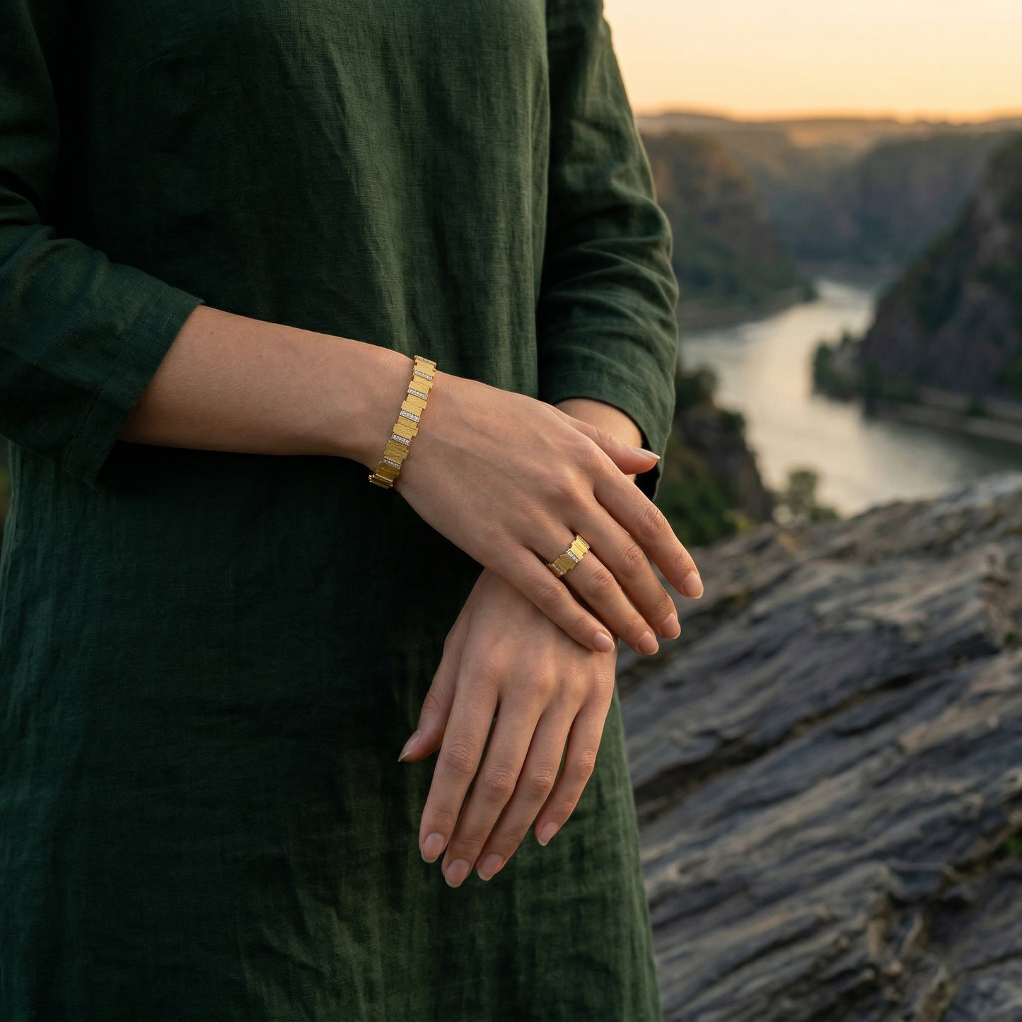 The Cliff Ring