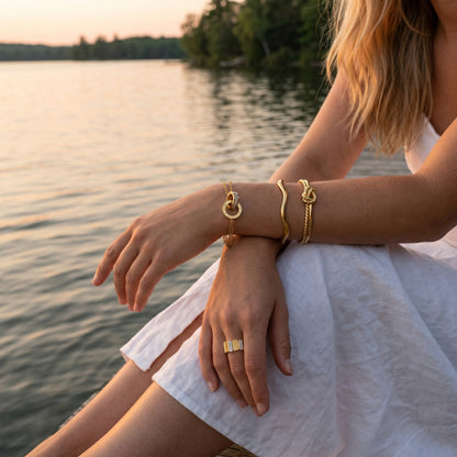 The Bond Bracelet
