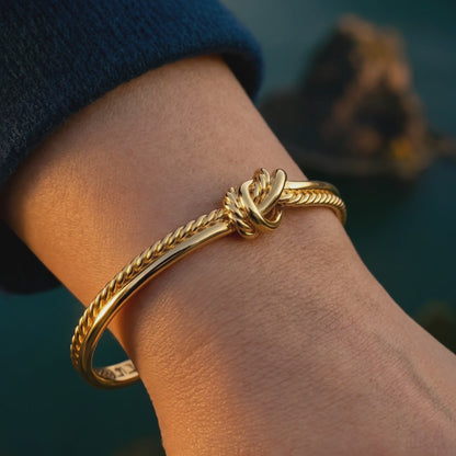 The Knot Bracelet
